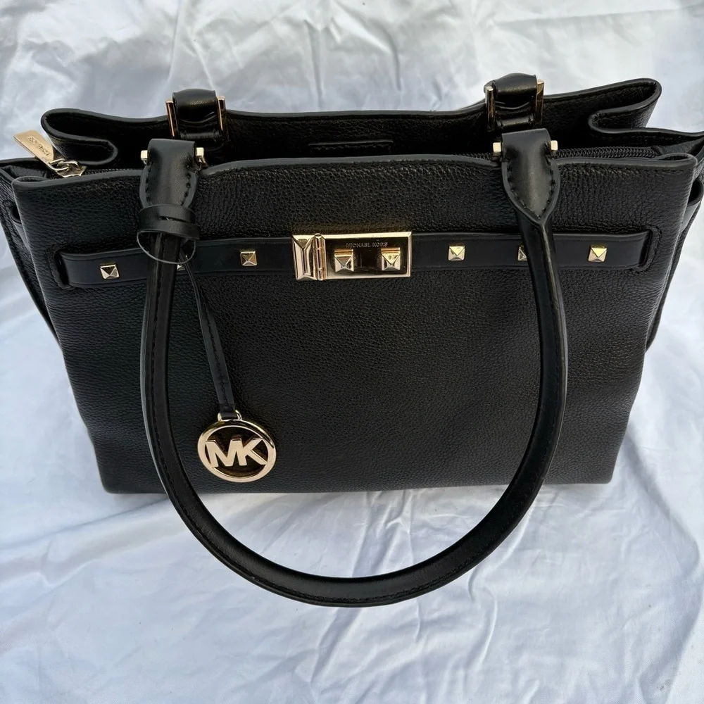 Michael Kors Addison Black and Gold Elegant Shoulder Bag